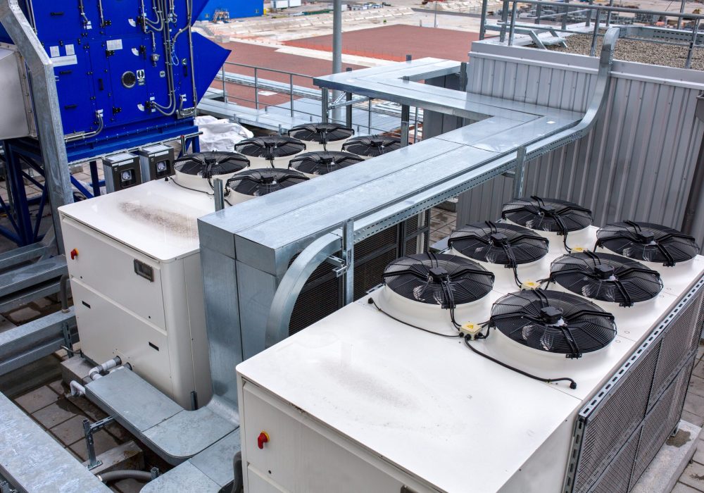 external-infrastructure-of-the-microclimate-suppor-2025-10-16-11-12-55-utc